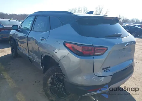 2025 Chevrolet Blazer Fwd 2Lt from USA, damaged, VIN 3GNKBCR44SS267493